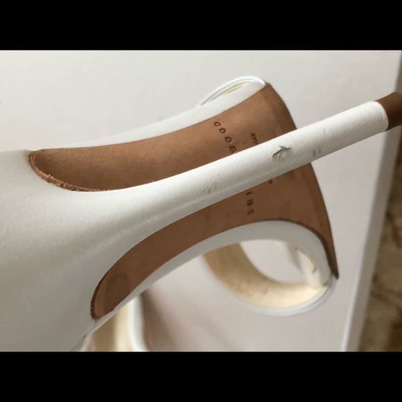 Brian Atwood Nausica white evening/bridal sandals - Picture 6 of 8